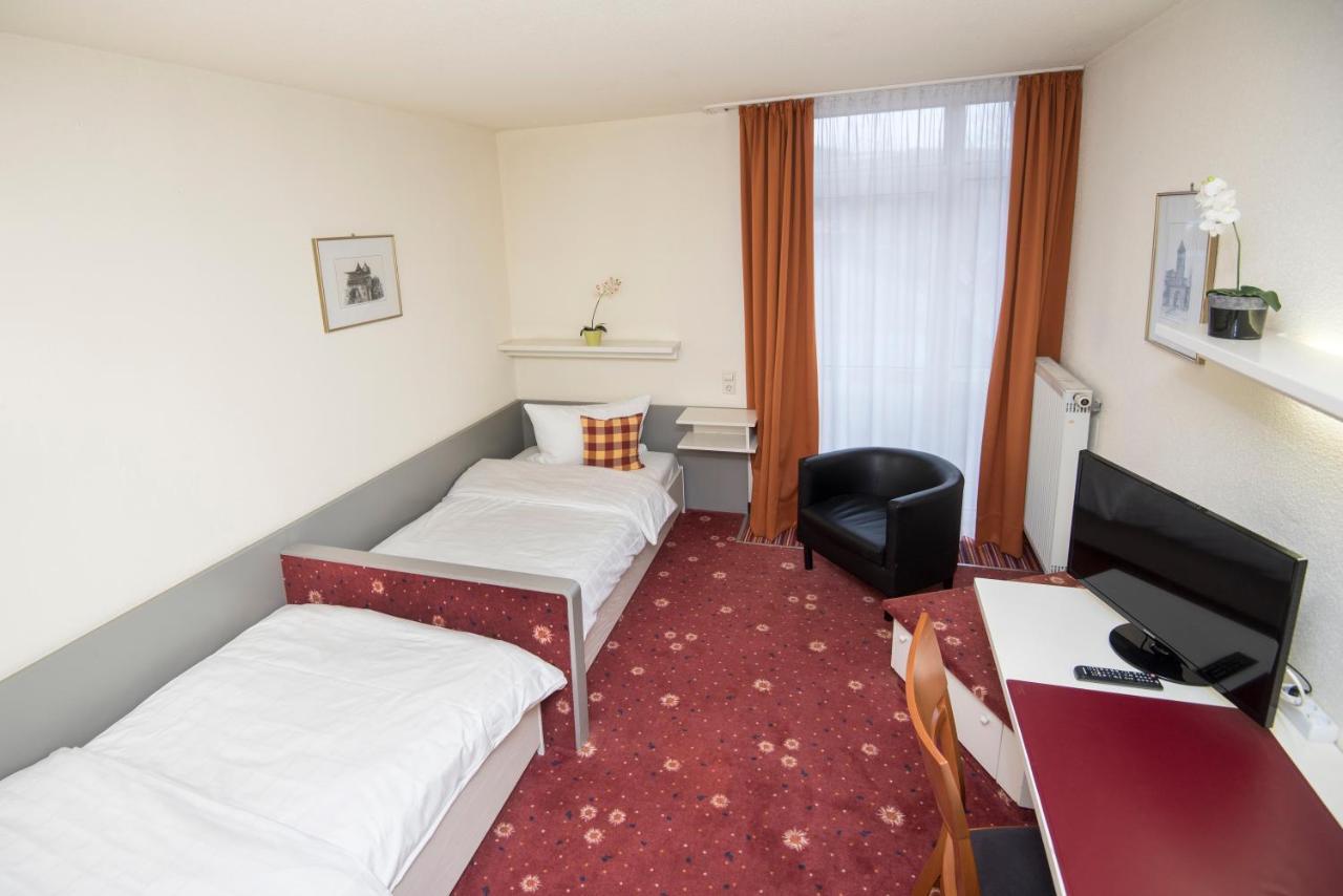 Akzent Hotel Hoehenblick Muehlhausen im Taele ภายนอก รูปภาพ