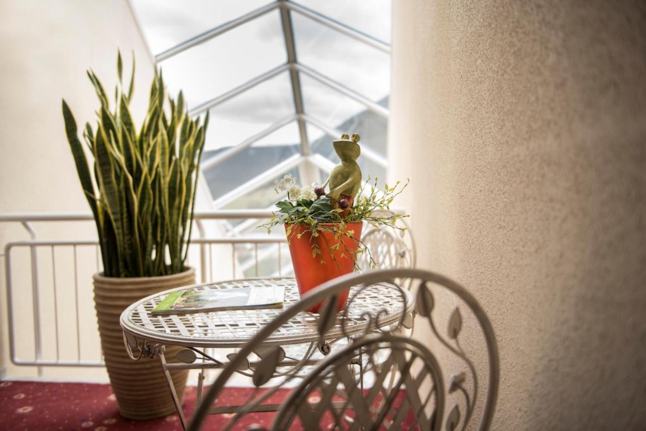 Akzent Hotel Hoehenblick Muehlhausen im Taele ภายนอก รูปภาพ