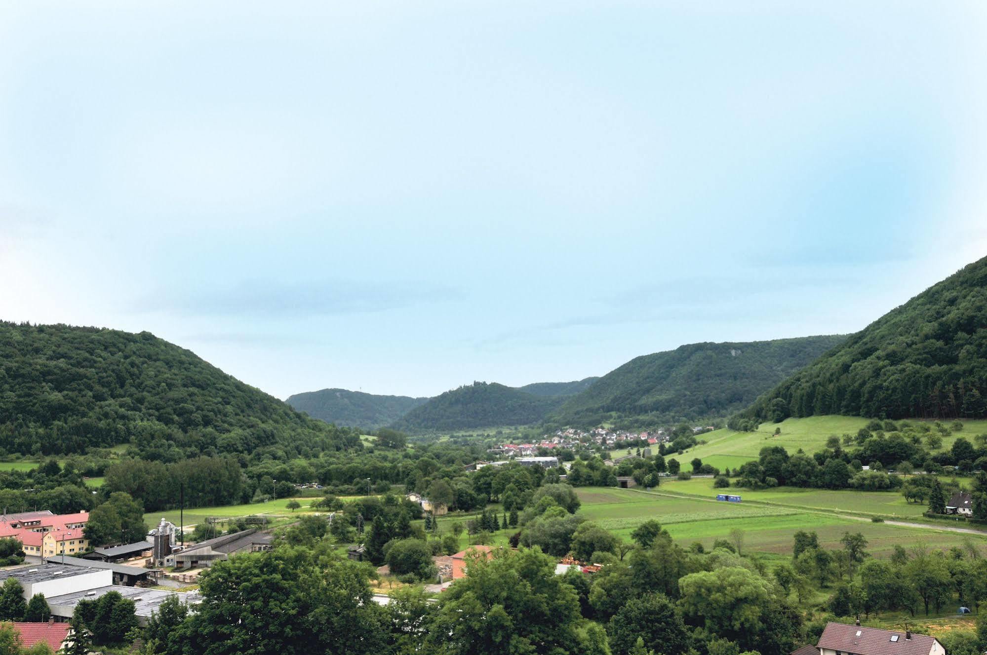 Akzent Hotel Hoehenblick Muehlhausen im Taele ภายนอก รูปภาพ