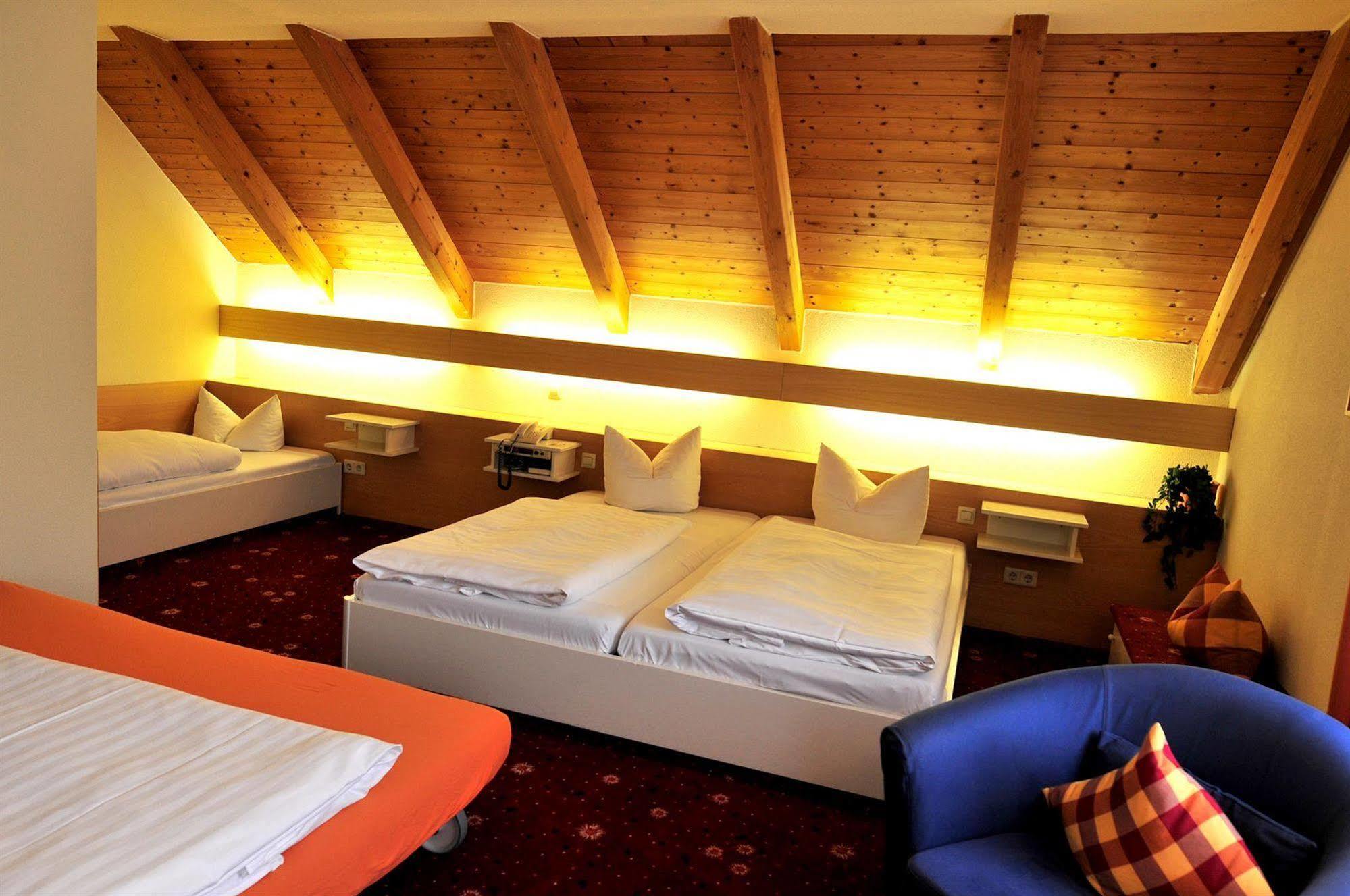 Akzent Hotel Hoehenblick Muehlhausen im Taele ภายนอก รูปภาพ